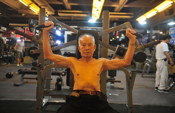 94歲健身爺爺爆紅！他還在運(yùn)動(dòng)，你有什么理由偷懶