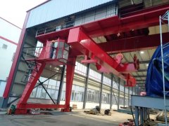 靖江市起重設(shè)備廠南通象嶼項(xiàng)目QC型電磁橋式起重機(jī)、MG型雙梁門(mén)式起重機(jī)順利完成安裝