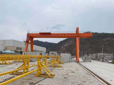 雙梁龍門(mén)吊的技術(shù)進(jìn)步表現(xiàn)在哪些方面