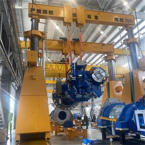 液壓龍門吊在狹小空間的獨(dú)特優(yōu)勢(shì)