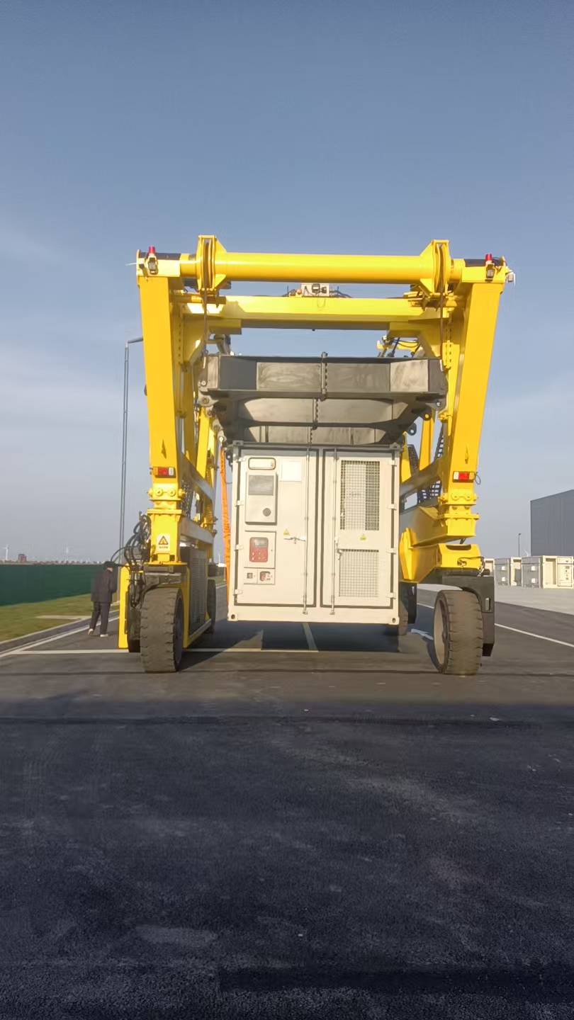 跨運(yùn)車相比于龍門吊，使用優(yōu)勢(shì)有哪些？